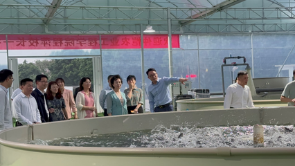 程萍校长带队走访现代农业企业